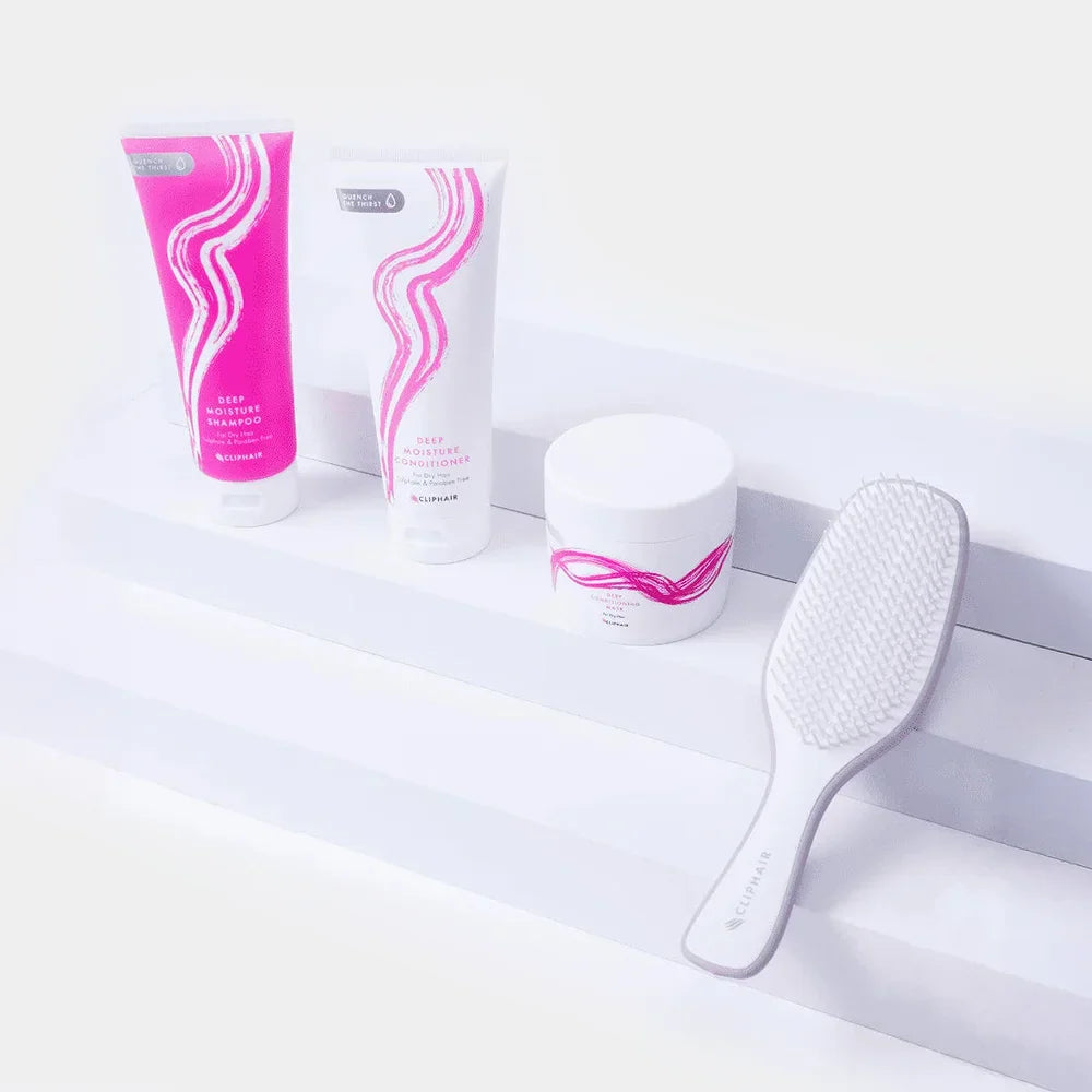 Mistletoe Moisture Bundle Content