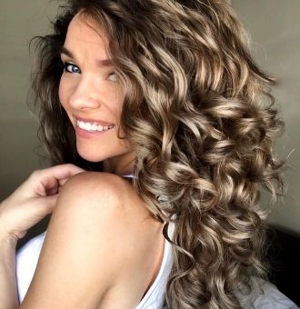 how to curl hair extensions guide