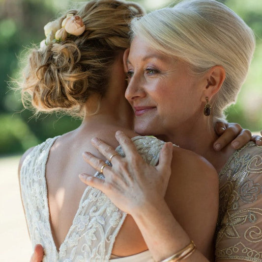 Brides Wear Cliphair: Mother Of The Bride Hairstyle Guide