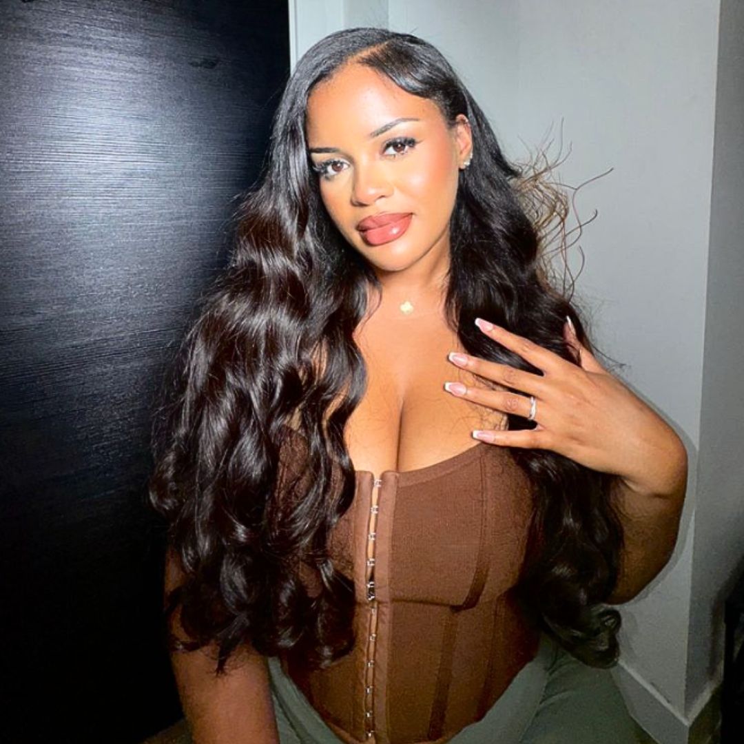 8 Different Styles of Wavy Hair For You to Try This Season