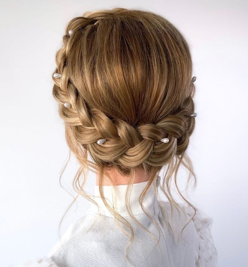 3 Simple and Stunning Updos for Christmas